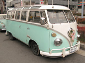 注連縄の安田バス23W